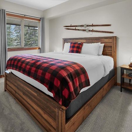 Newly Renovated Grizzly Lodge, Spacious 3Br 2Ba With Open Pool, Hot Tub Canmore Bagian luar foto