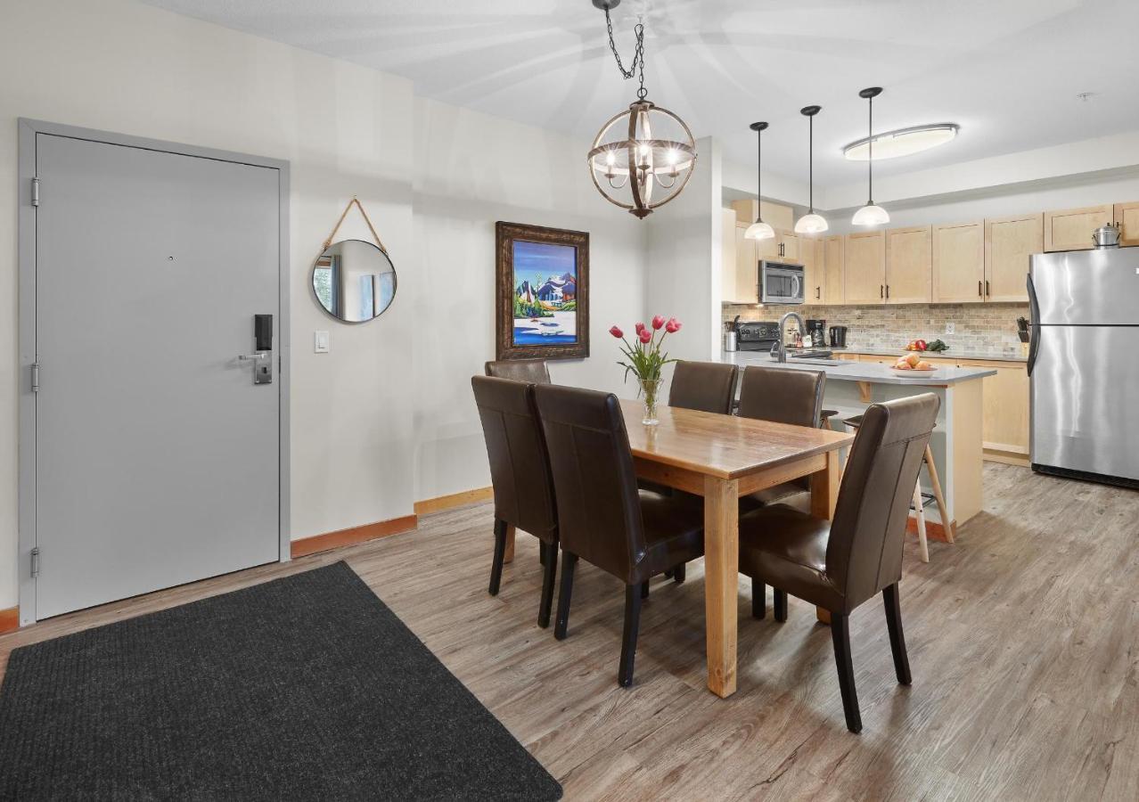 Newly Renovated Grizzly Lodge, Spacious 3Br 2Ba With Open Pool, Hot Tub Canmore Bagian luar foto